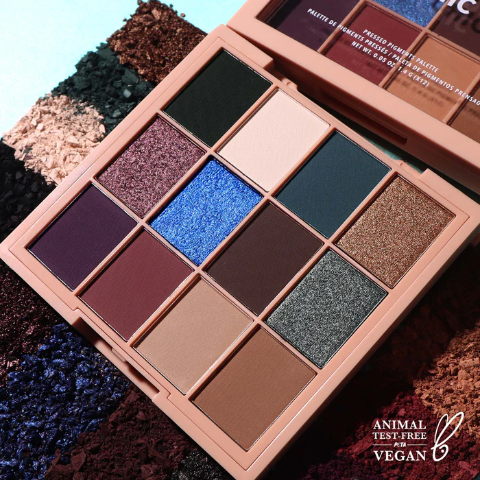 Seriously Chic Pressed Pigment Palette